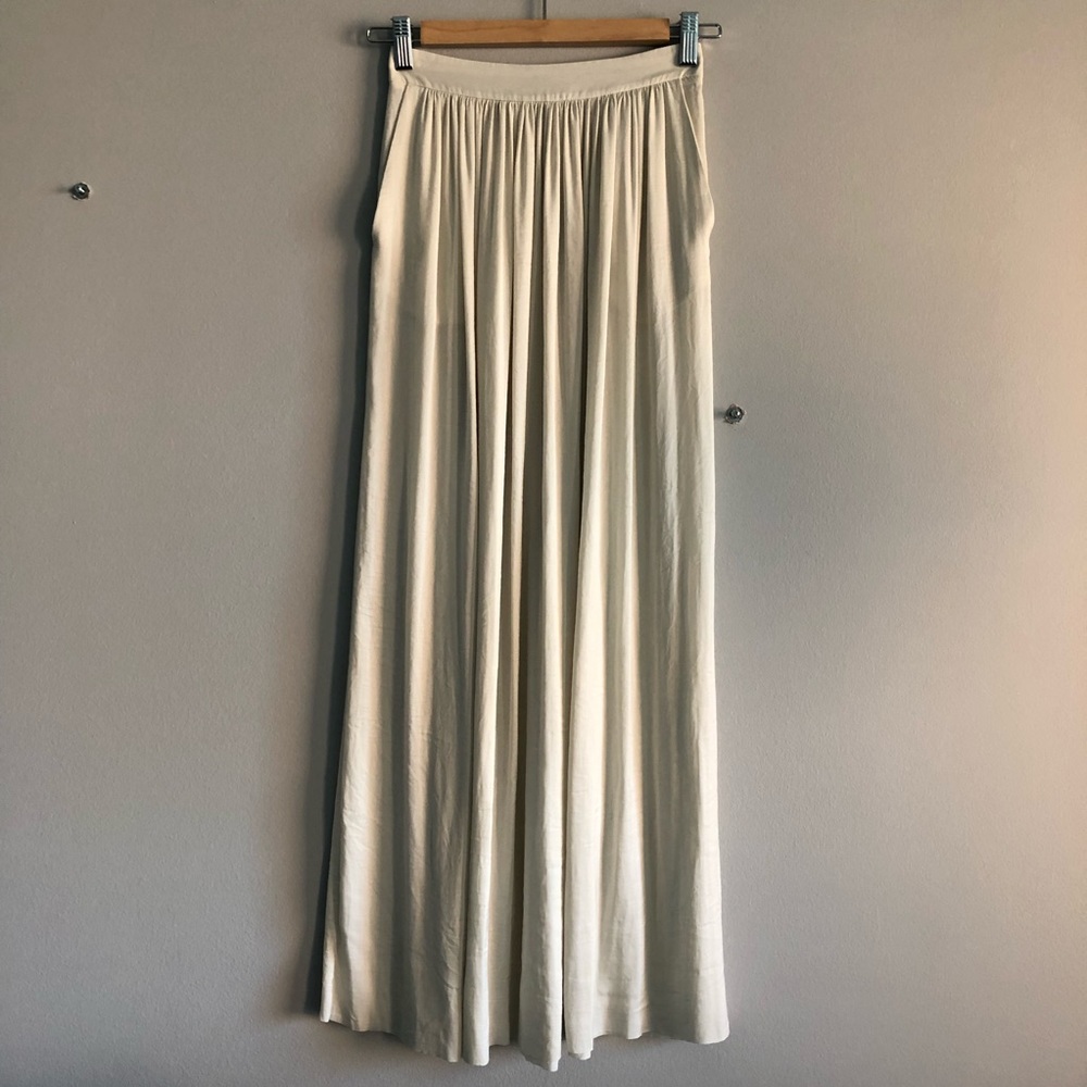 EUC Aritzia maxi skirt